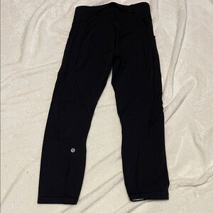 Fast and Free High-Rise Crop 23"
5 Pocket